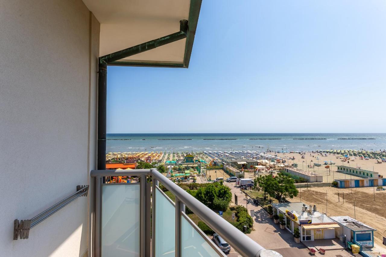 Little Hotel Чезенатико Экстерьер фото