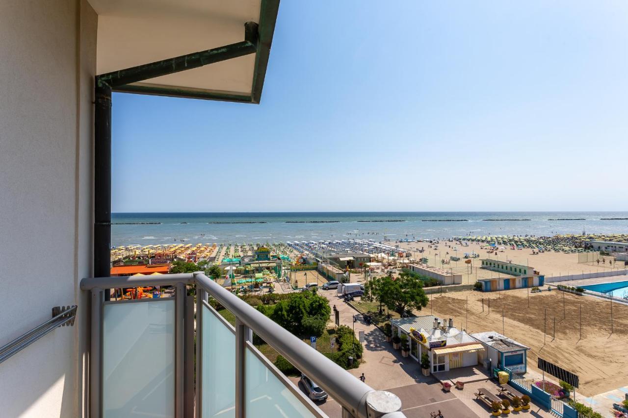 Little Hotel Чезенатико Экстерьер фото